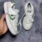 Converse ( Size 42 / 8.5 )