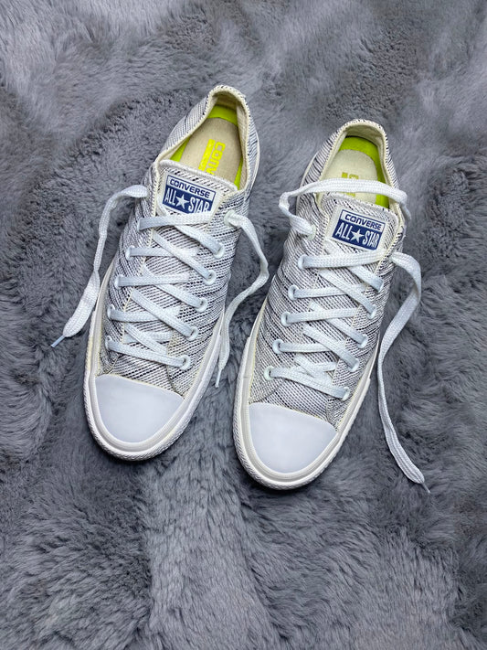 Converse ( Size 41.5 - 42 / 7.5 - 8 )