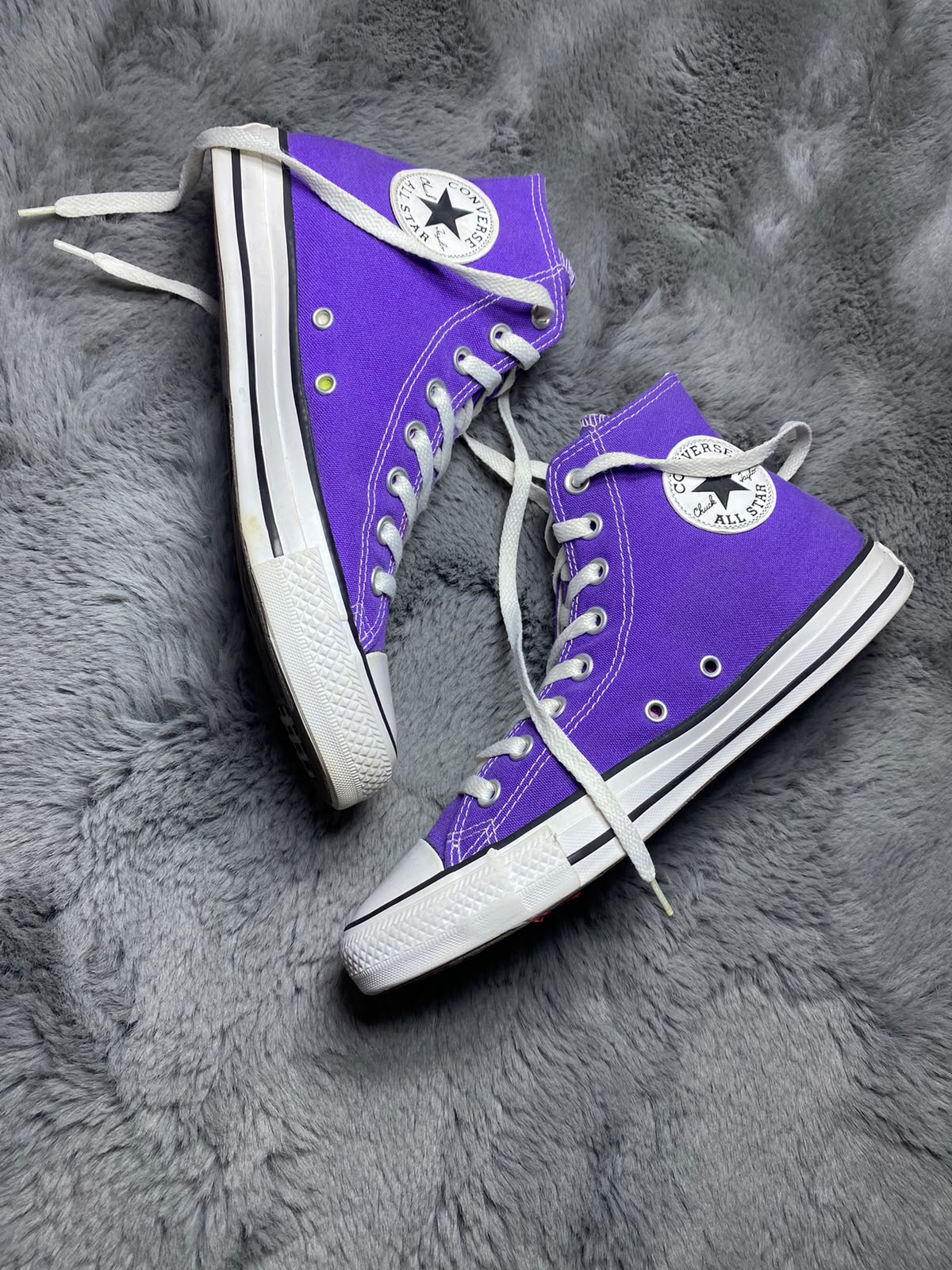 Converse ( Size 40 / 7 )