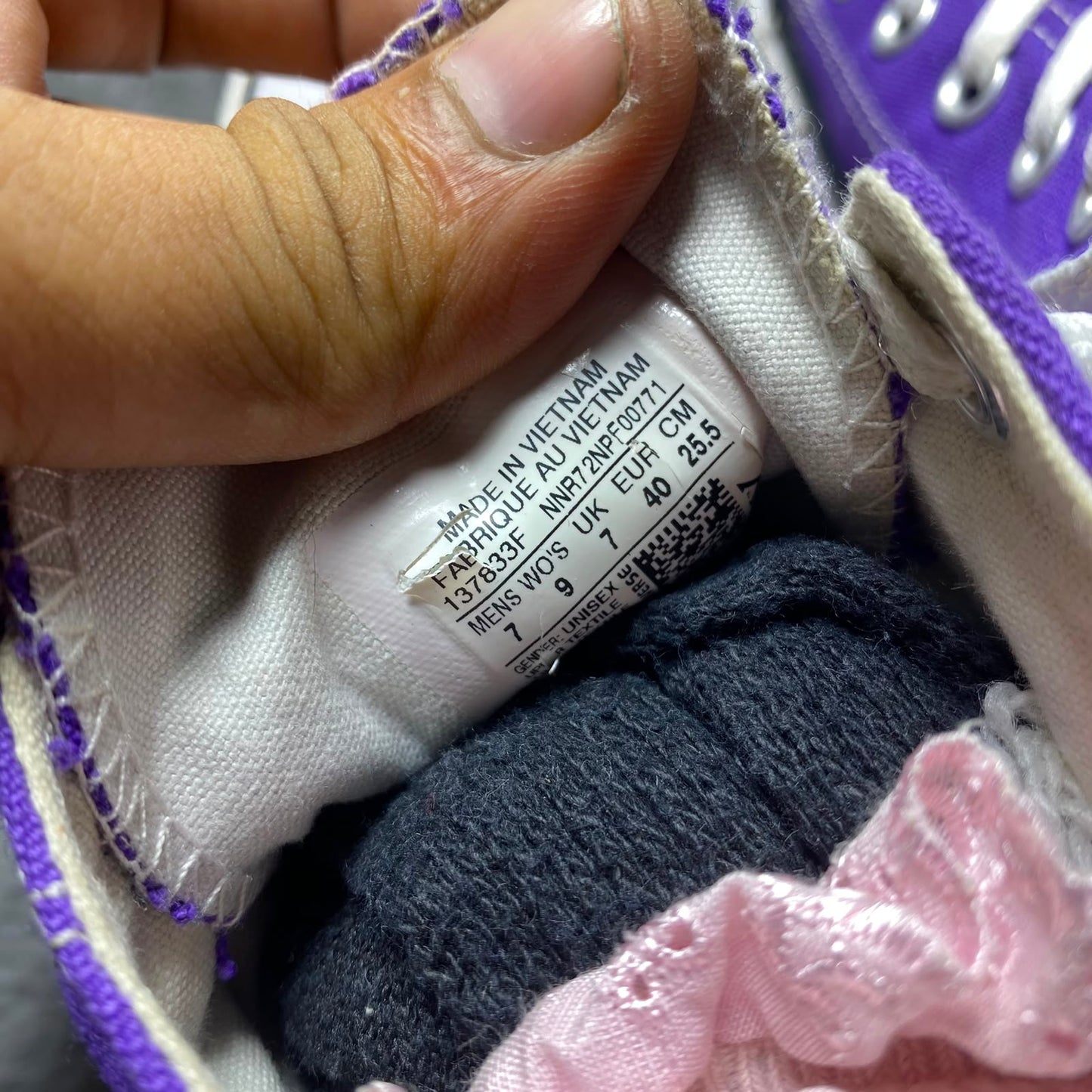 Converse ( Size 40 / 7 )