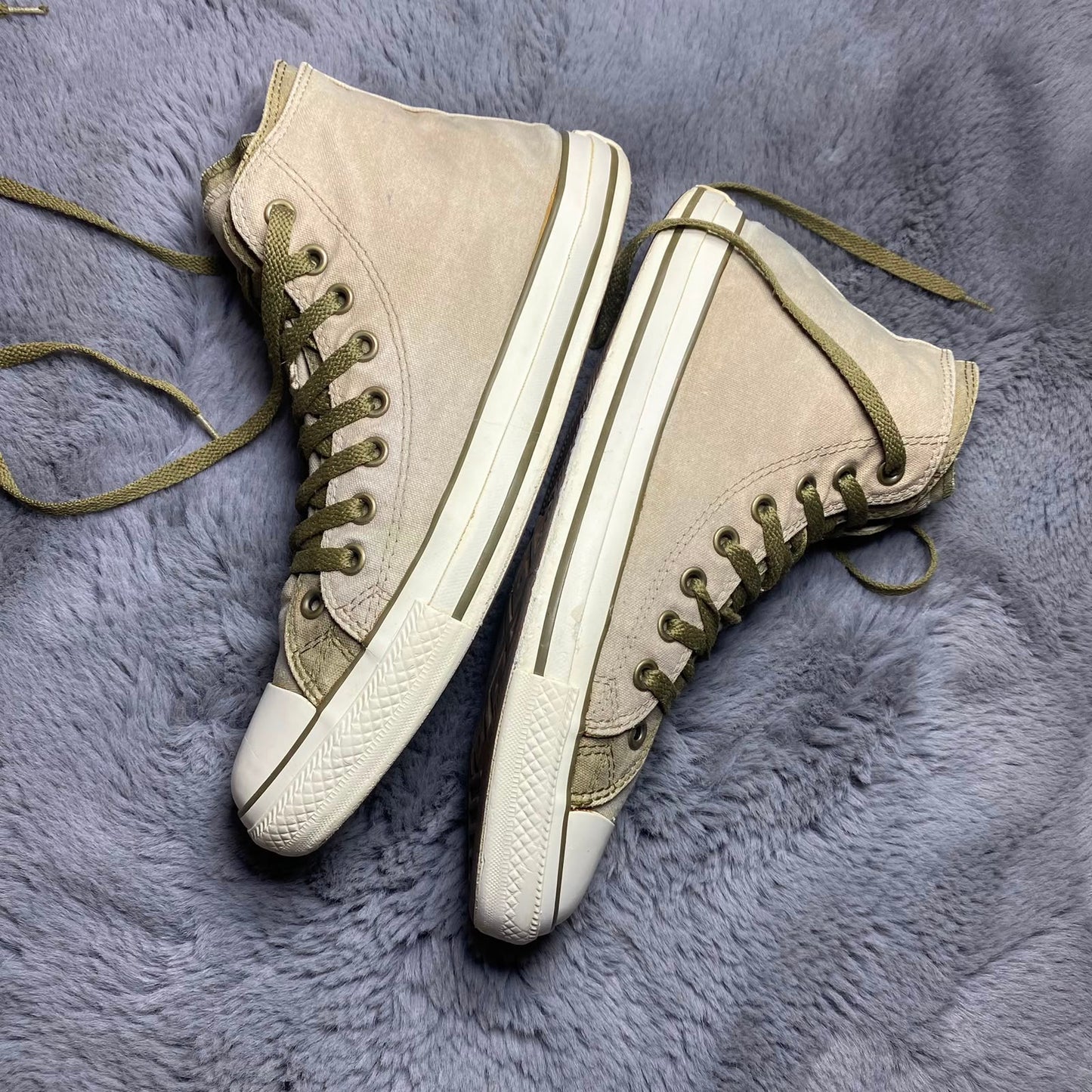 Converse ( Size 44 / 10 )