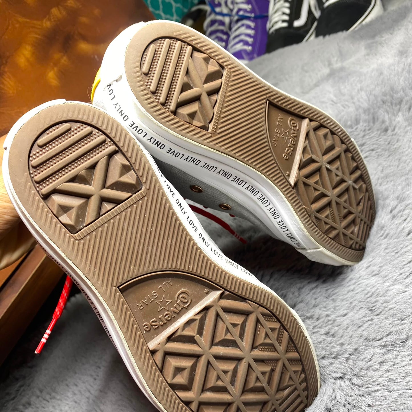 Converse ( Size 37.5 - 38 / 5 )