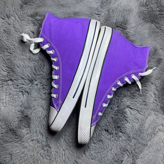 Converse ( Size 44.5-45 / 10.5 - 11 )