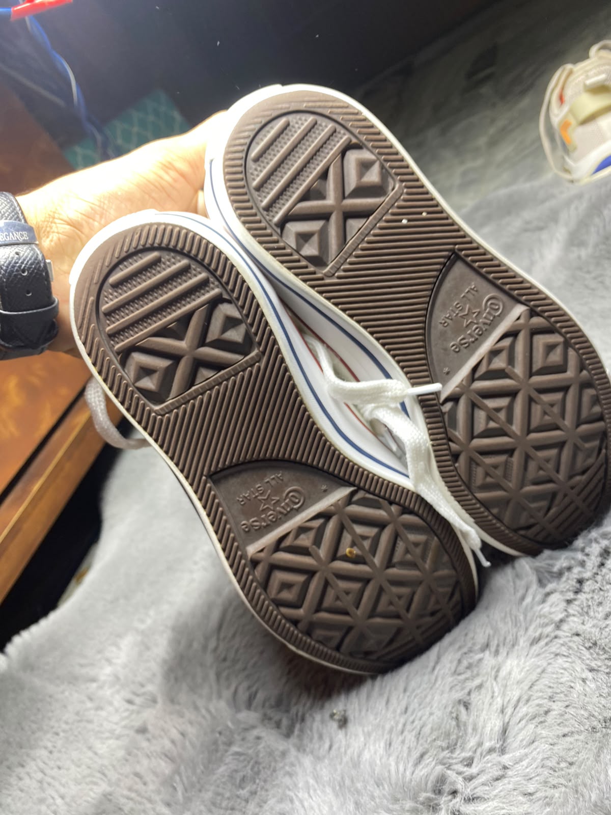 Converse ( Size 37 / 4.5 )