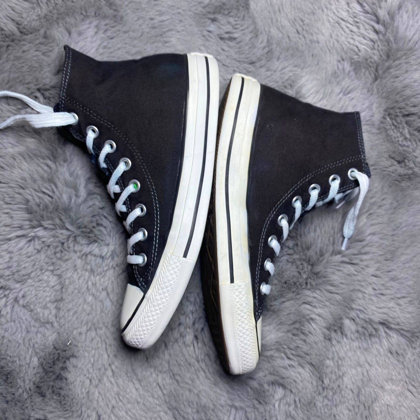 Converse ( Size 39.5 - 40 / 6.5 )