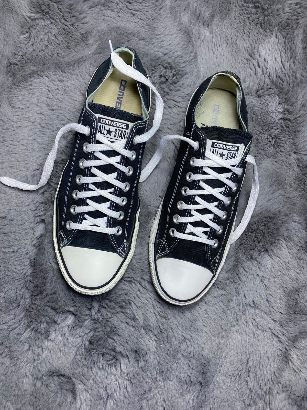 Converse ( Size 44.5-45 / 10.5 - 11 )