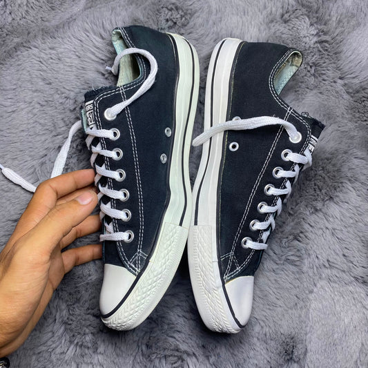 Converse ( Size 44.5-45 / 10.5 - 11 )