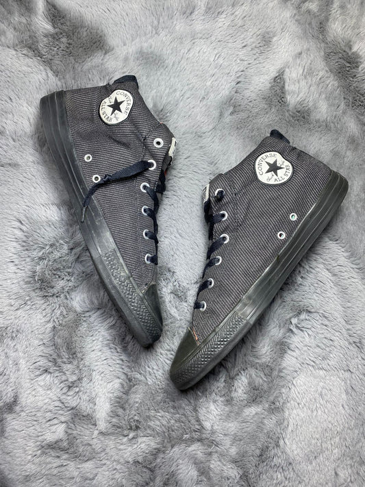 CONVERSE ( Size 46.5-47 / 11.5 )
