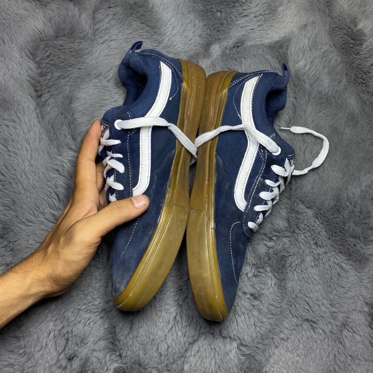 VANS ( Size 43 /  8.5-9 )