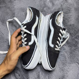 VANS ( Size 40 / 6.5 )