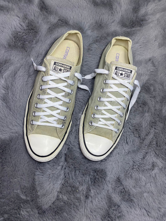 Converse ( Size 44 / 10 )
