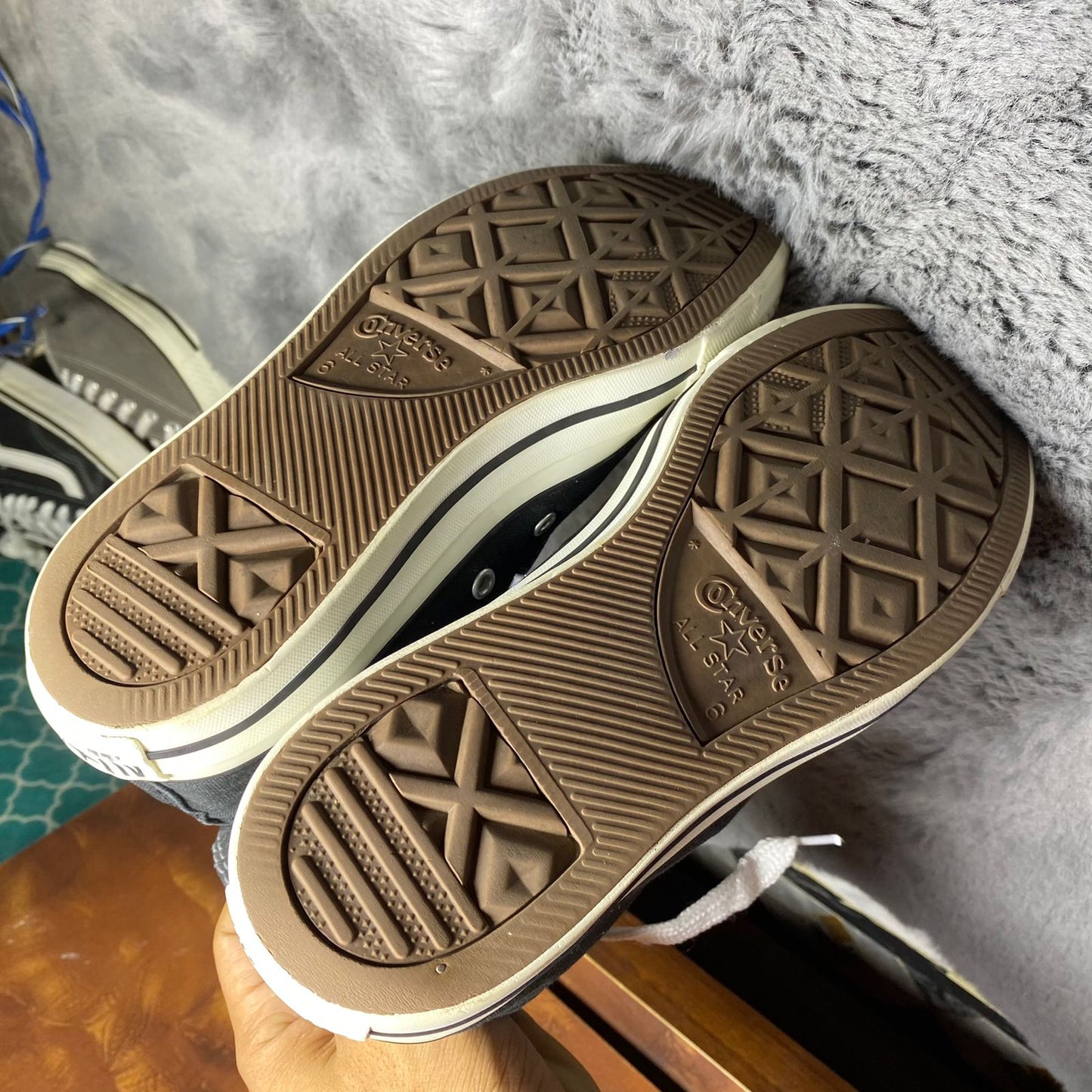 Converse ( Size 39 / 6 )