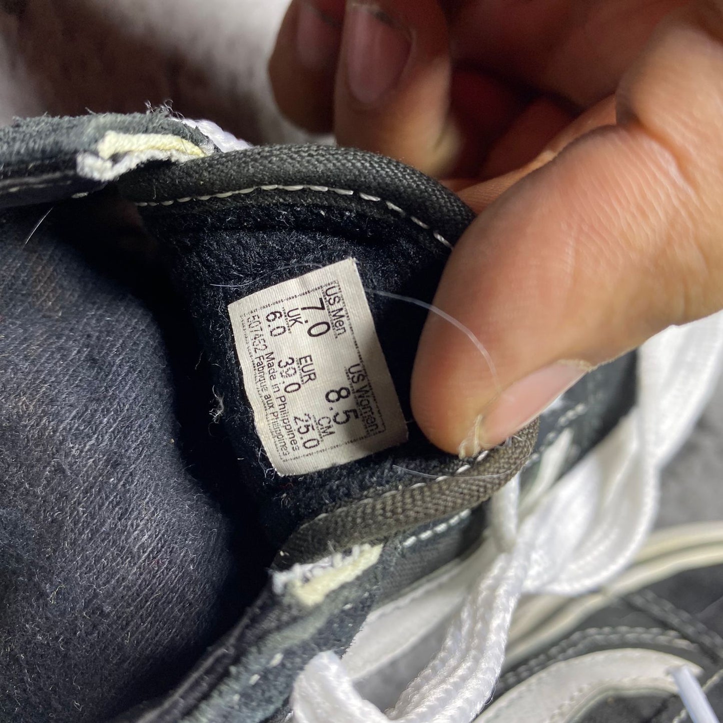 VANS ( Size 39 /  6 )