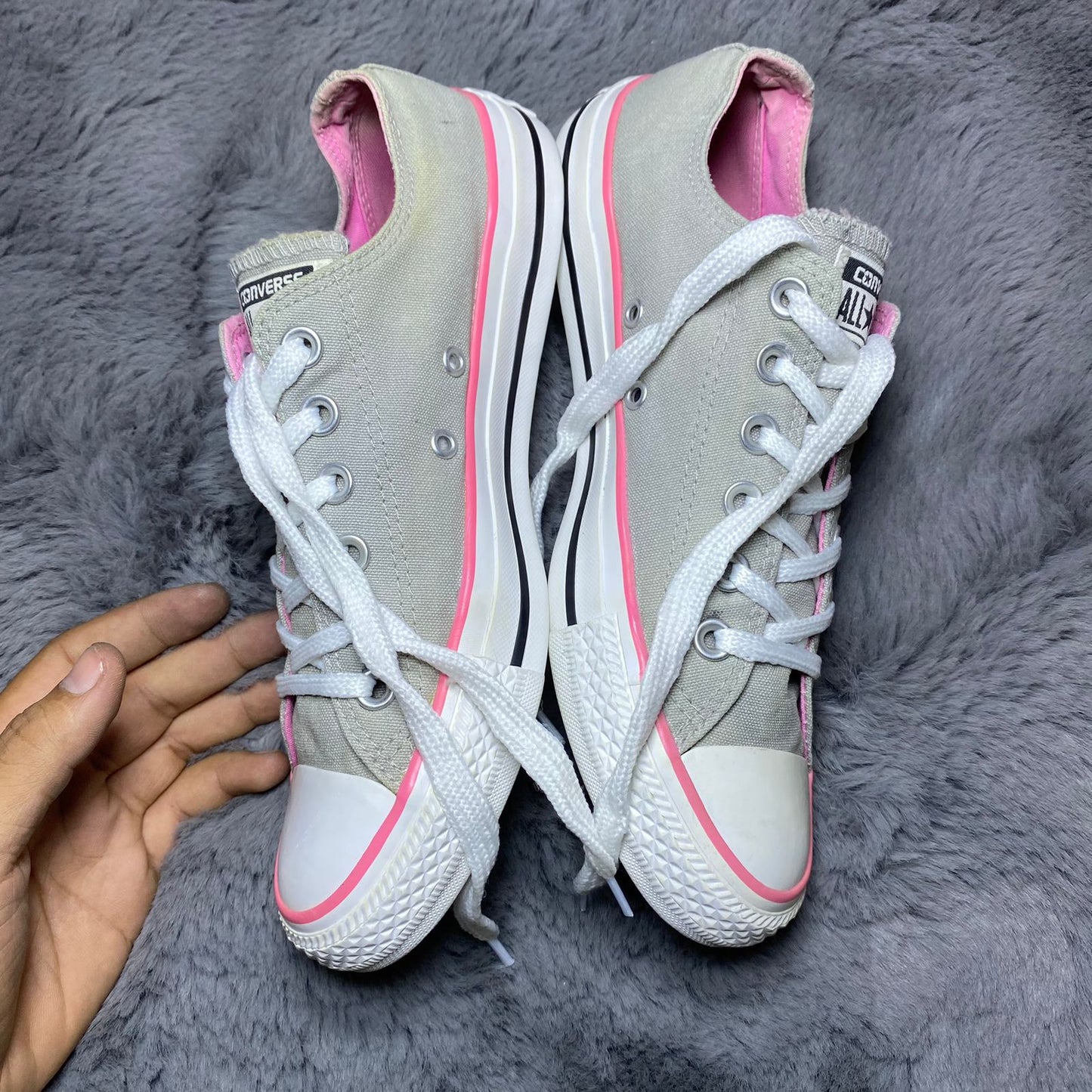 Converse ( Size 39 / 6 )