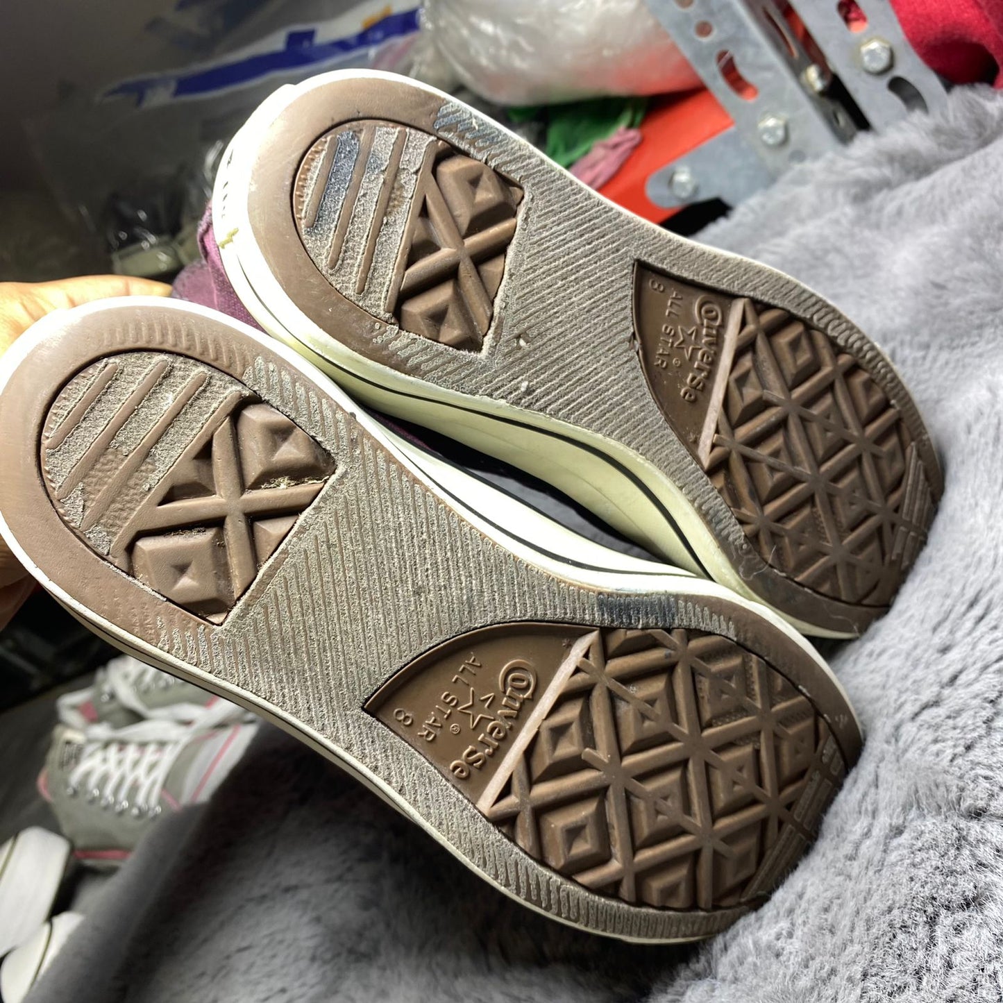 Converse ( Size 41.5 - 42 / 7.5 - 8 )
