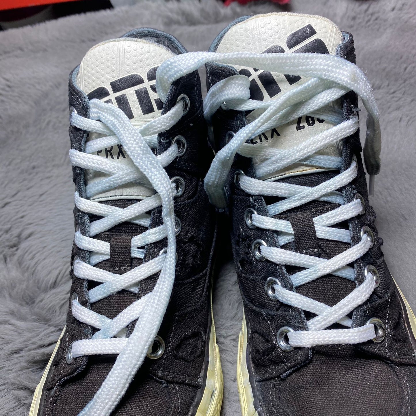 Converse ( Size 40 / 7 )