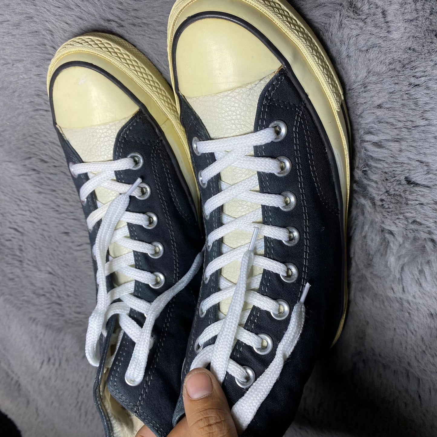 Converse ( Size 41 / 7.5 )