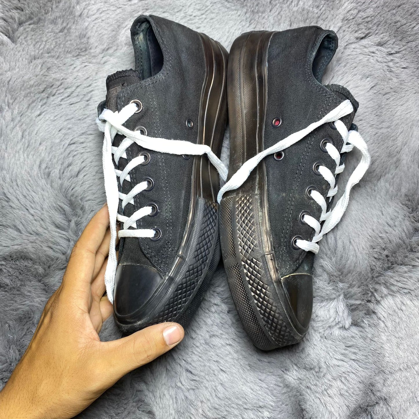 Converse ( Size 40 / 7 )