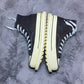 Converse ( Size 42 / 8.5 )