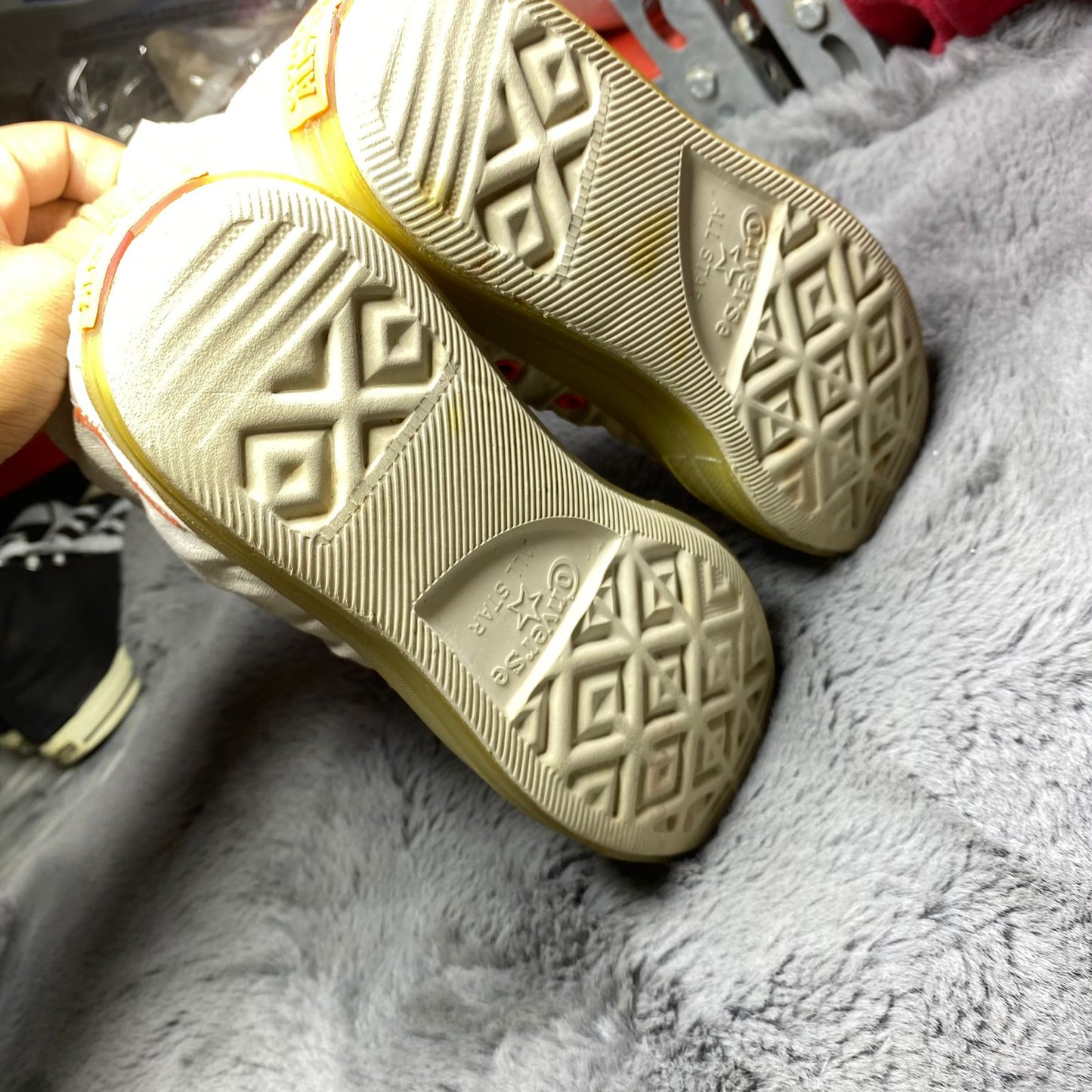 Converse ( Size 40 / 7 )