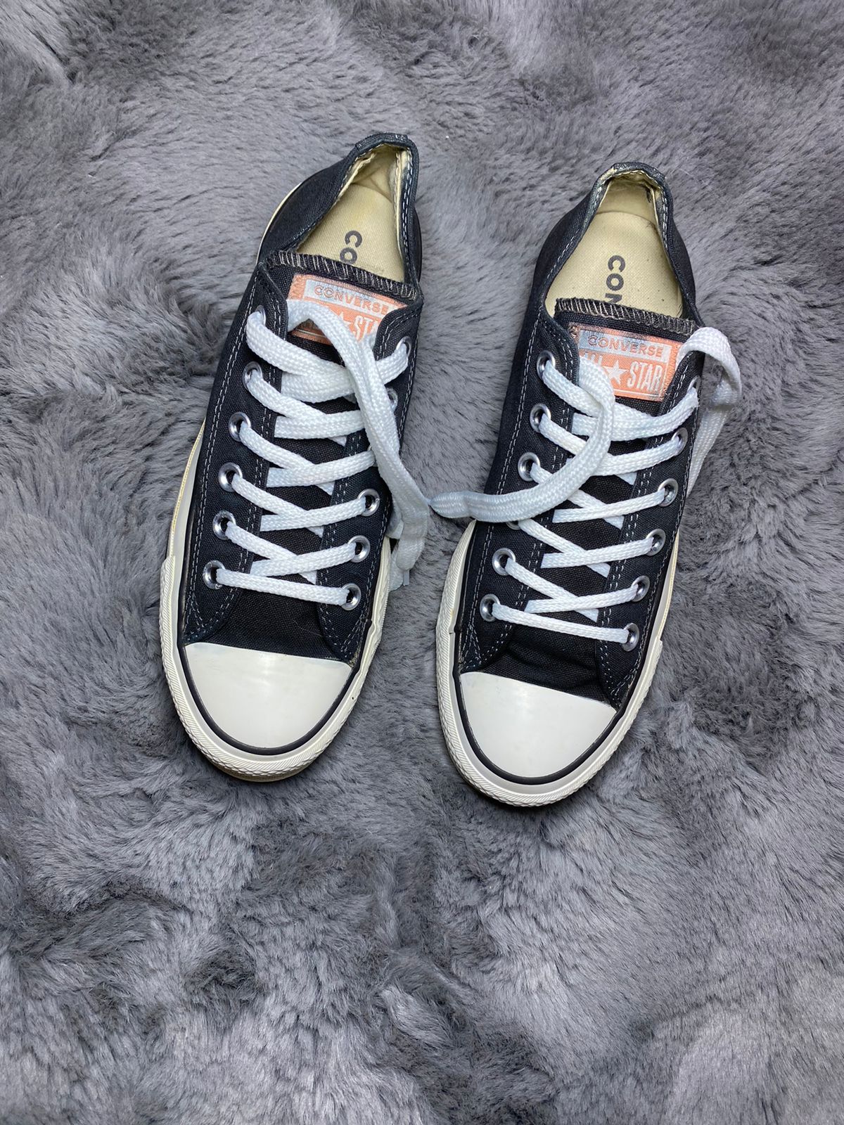Converse ( Size 39 / 6 )