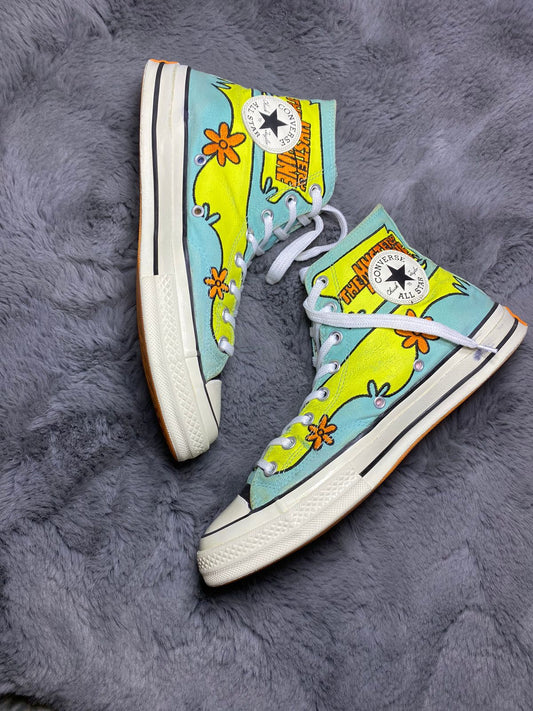 Converse ( Size 37 / 4.5 )