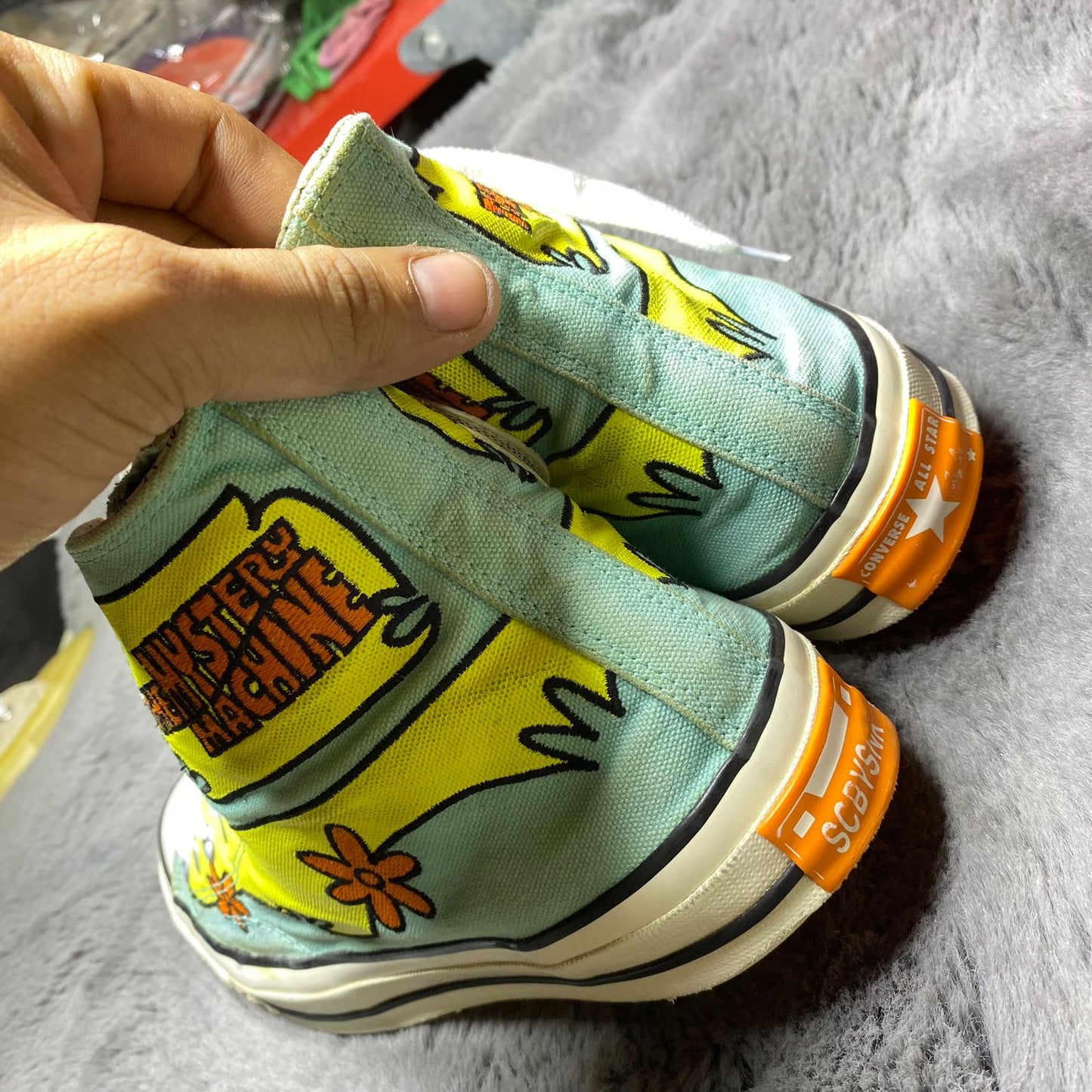 Converse ( Size 37 / 4.5 )