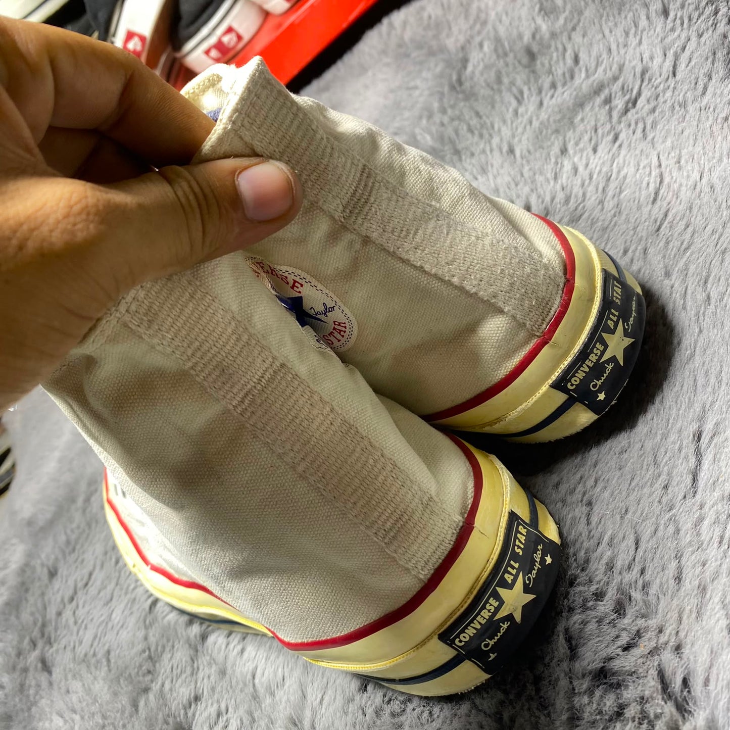 Converse ( Size 44 / 10 )