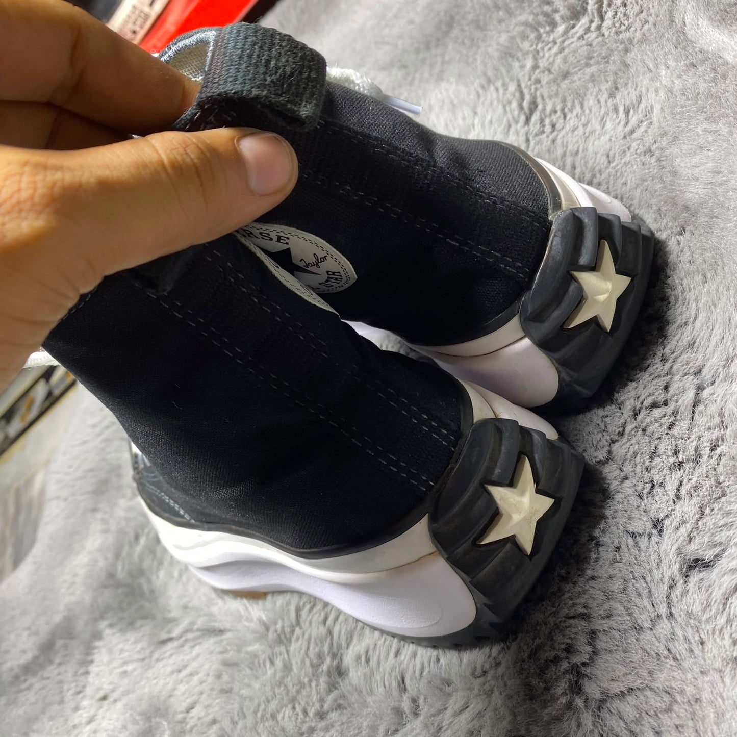 Converse ( Size 39 / 6 )