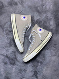 Converse ( Size 41 / 7.5 )