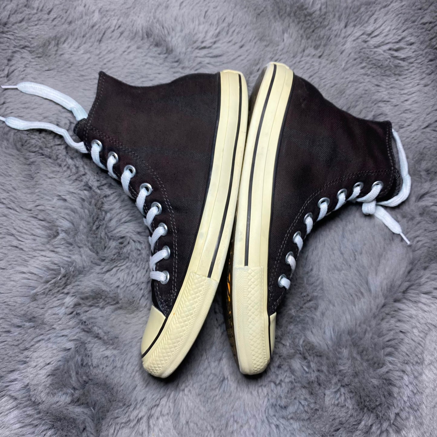 Converse ( Size 40 / 7 )