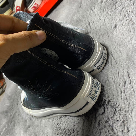 Converse ( Size 37.5 - 38 / 5 )