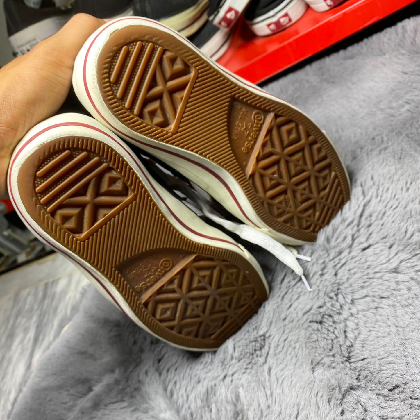 Converse ( Size 39 / 6 )