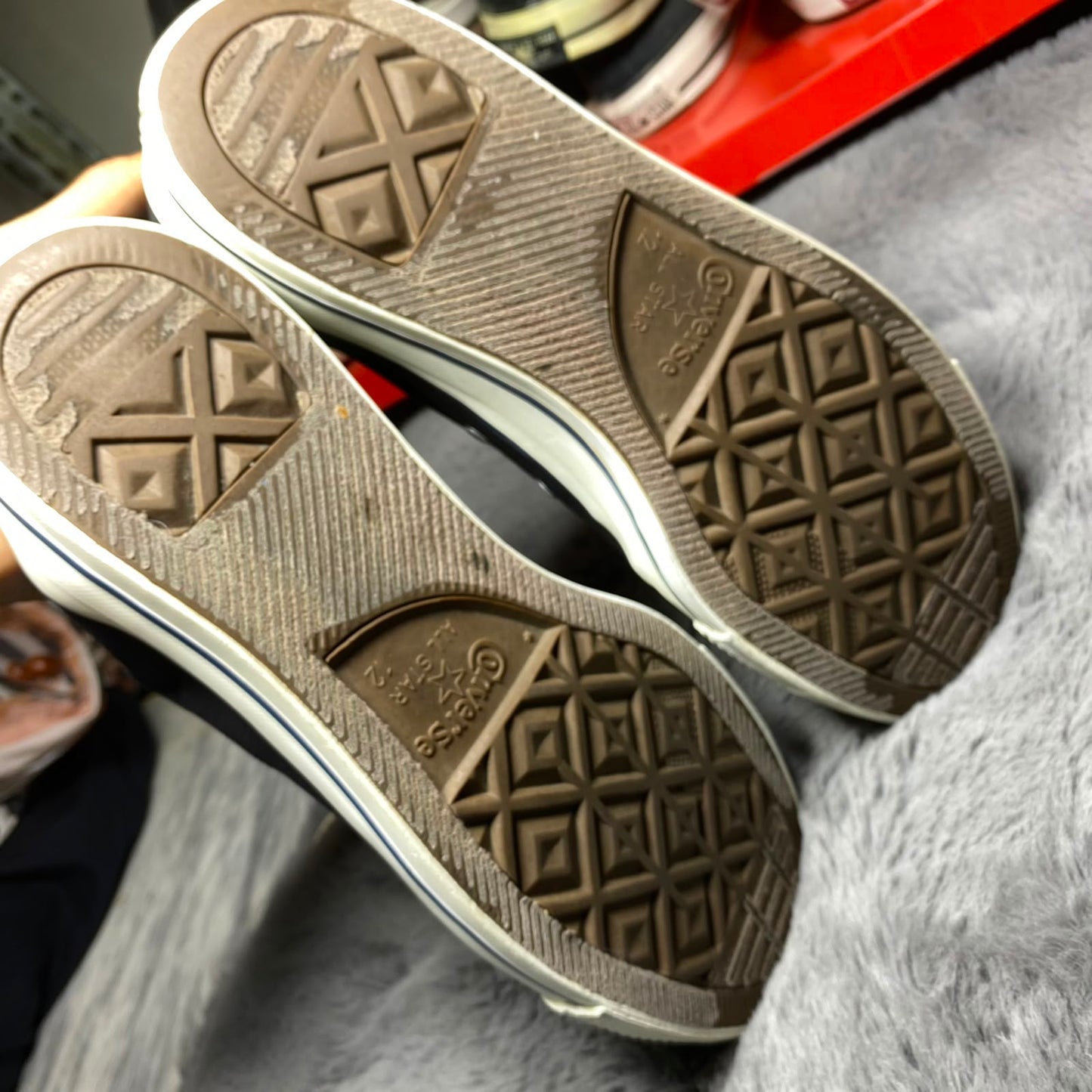 CONVERSE ( Size 46.5-47 / 11.5 )