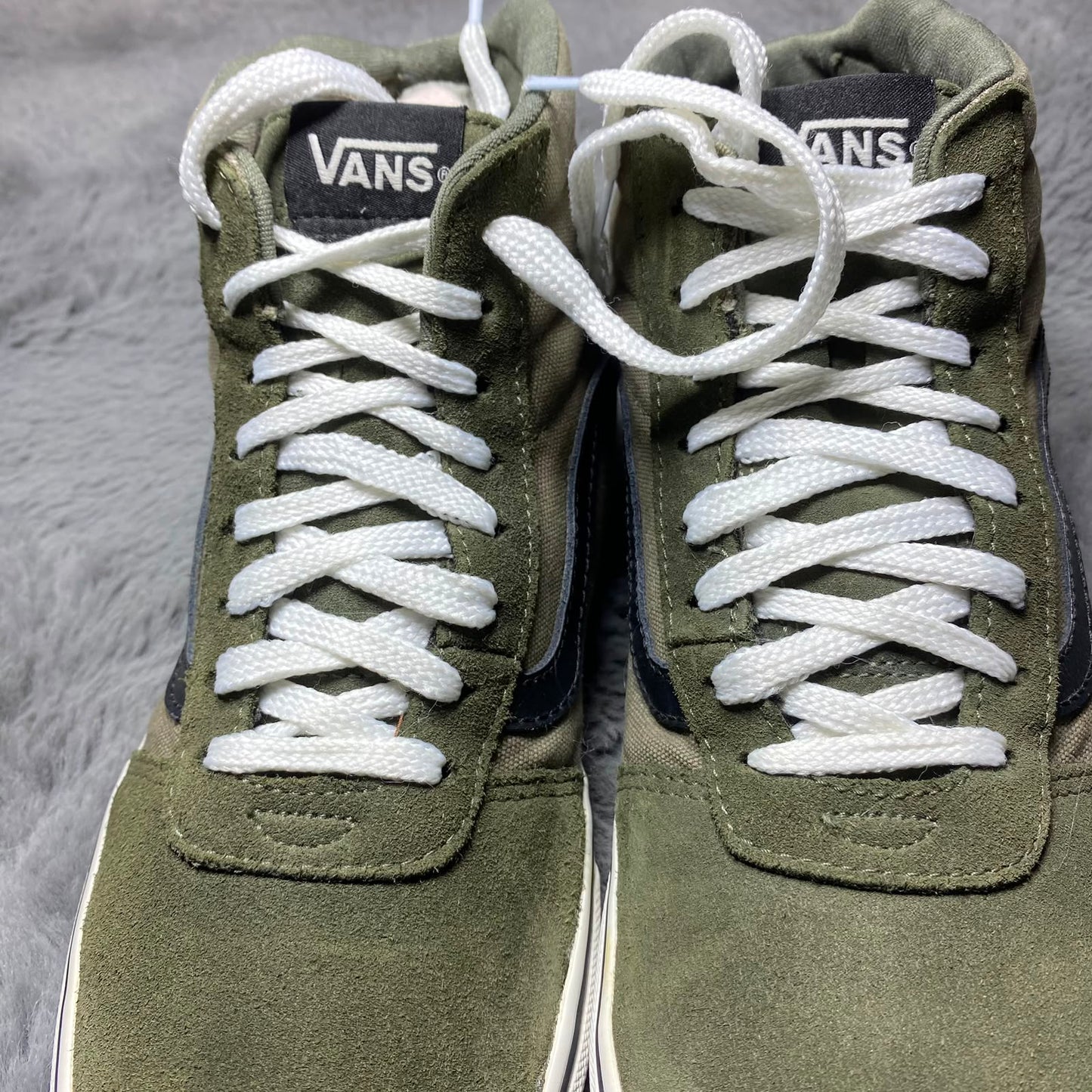 VANS ( Size 42 / 8 )