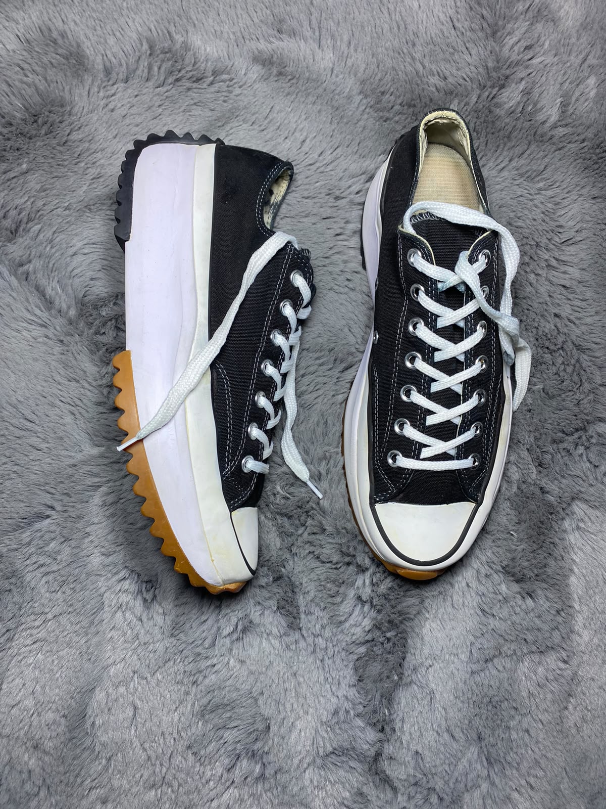 Converse ( Size 45 / 11 )