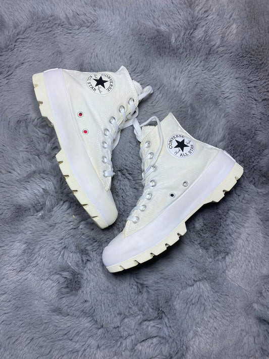 Converse ( Size 37 / 4.5 )