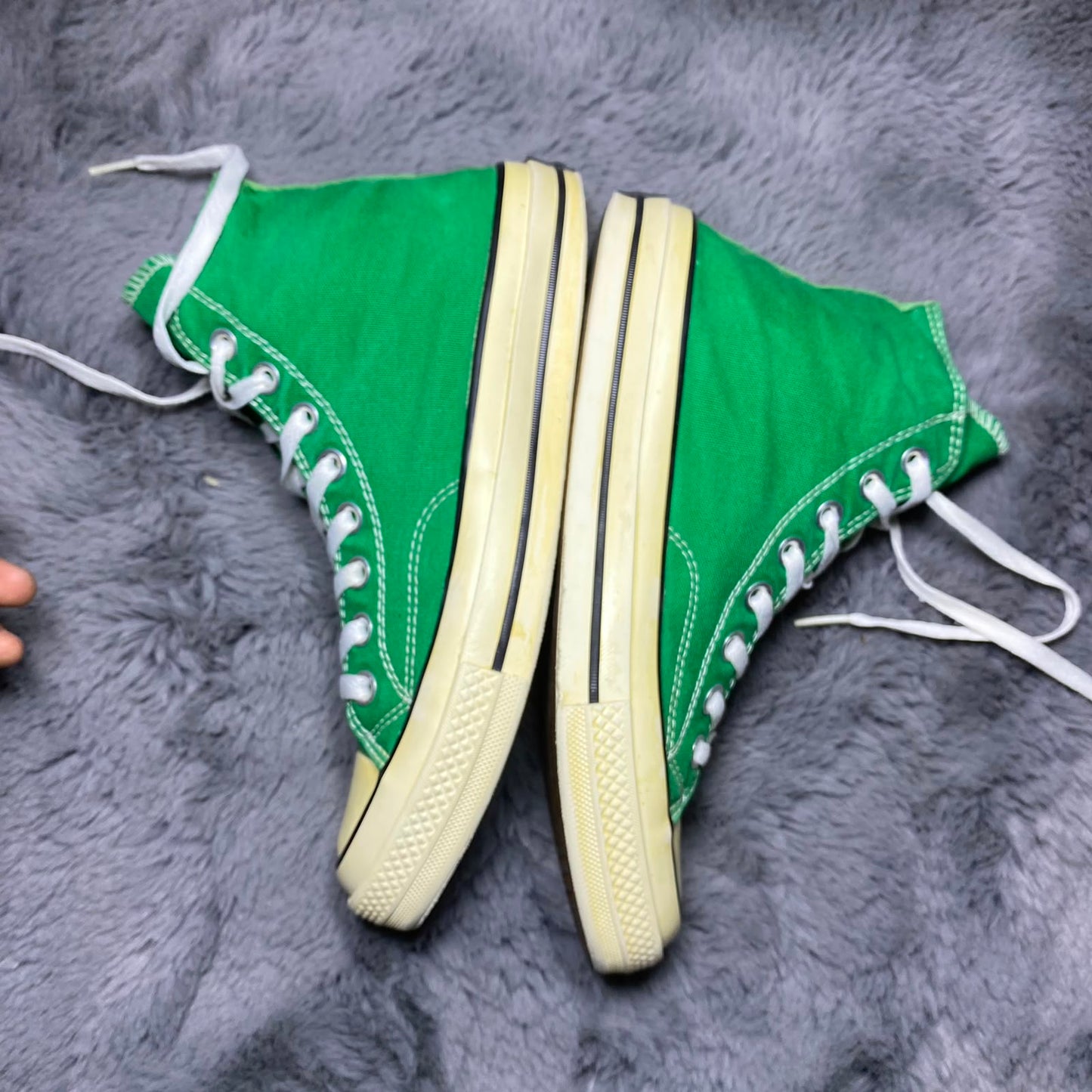 Converse ( Size 41 / 7.5 )