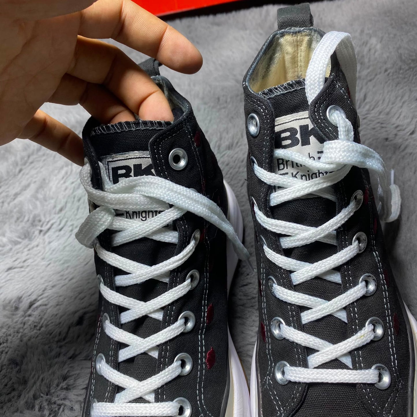 Converse ( Size 39 / 6 )