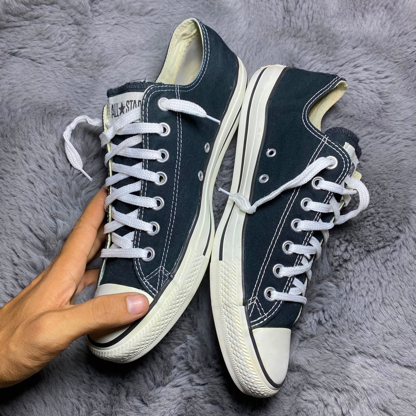 Converse ( Size 44.5-45 / 10.5 - 11 )
