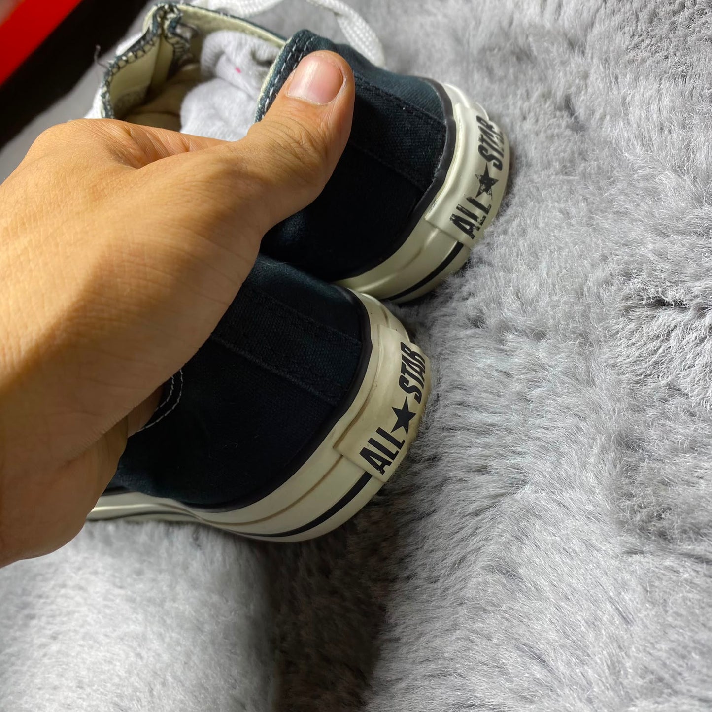 Converse ( Size 44.5-45 / 10.5 - 11 )