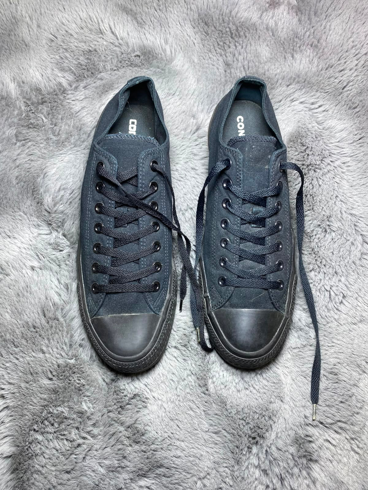 CONVERSE ( Size 46.5-47 / 11.5 )