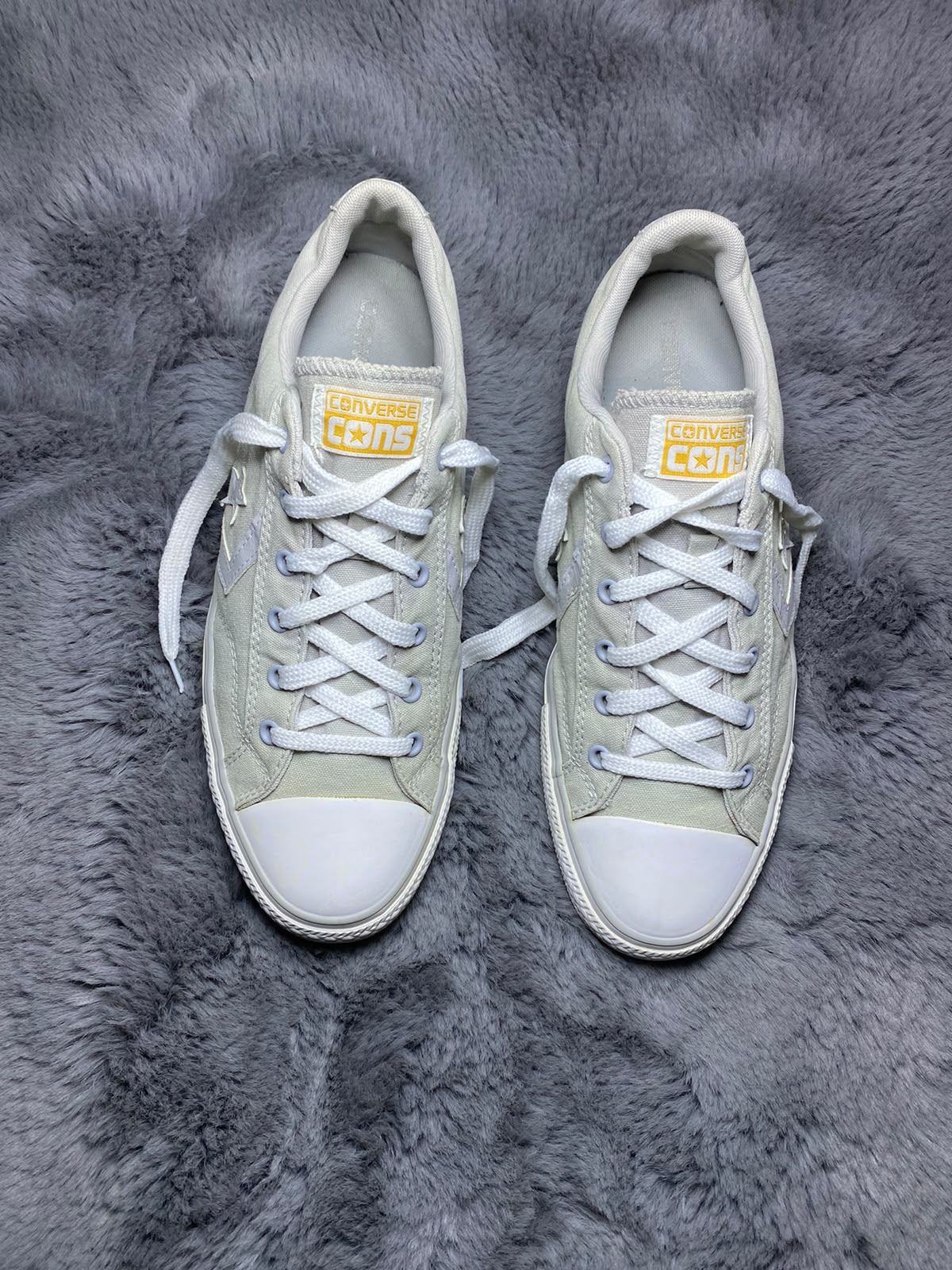 Converse ( Size 44 / 10 )