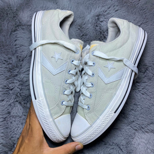Converse ( Size 44 / 10 )