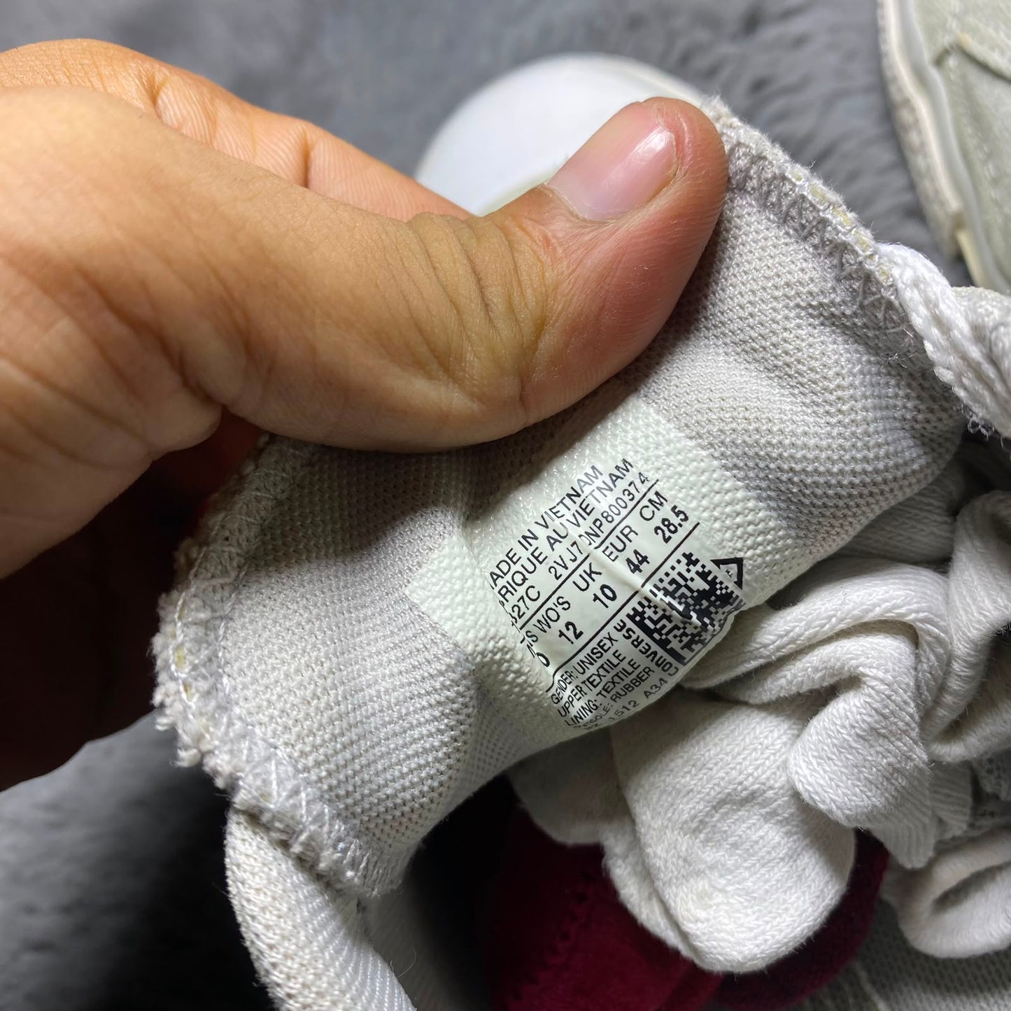 Converse ( Size 44 / 10 )
