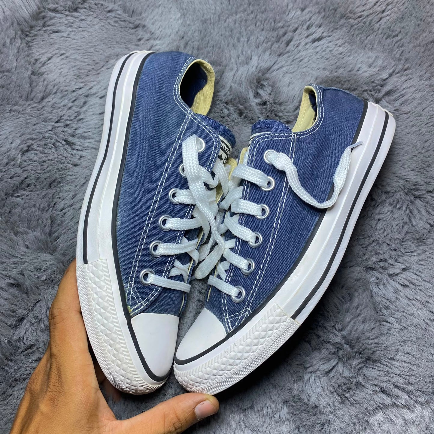 Converse ( Size 39 / 6 )