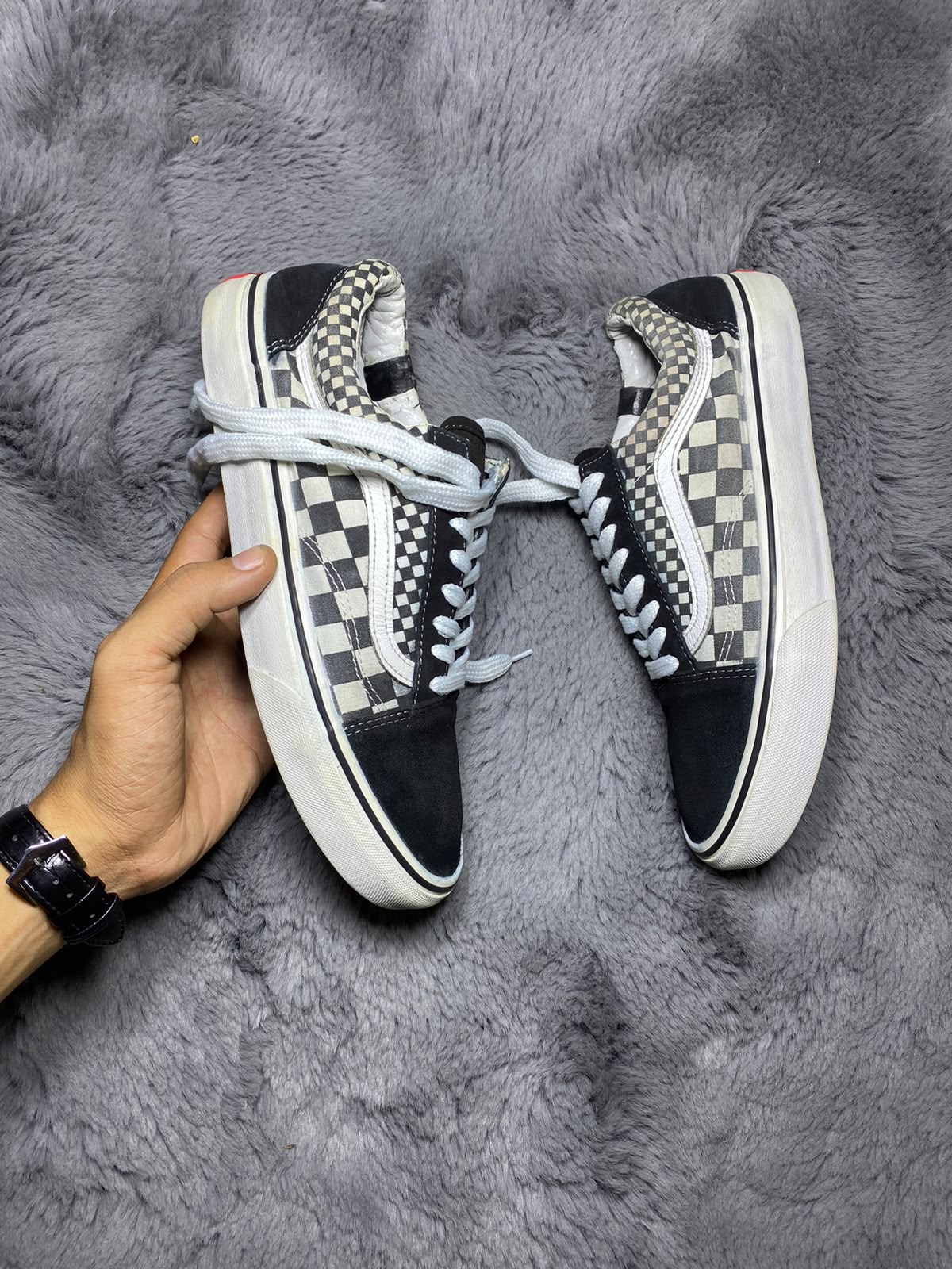 VANS ( Size 41 / 7.5 )