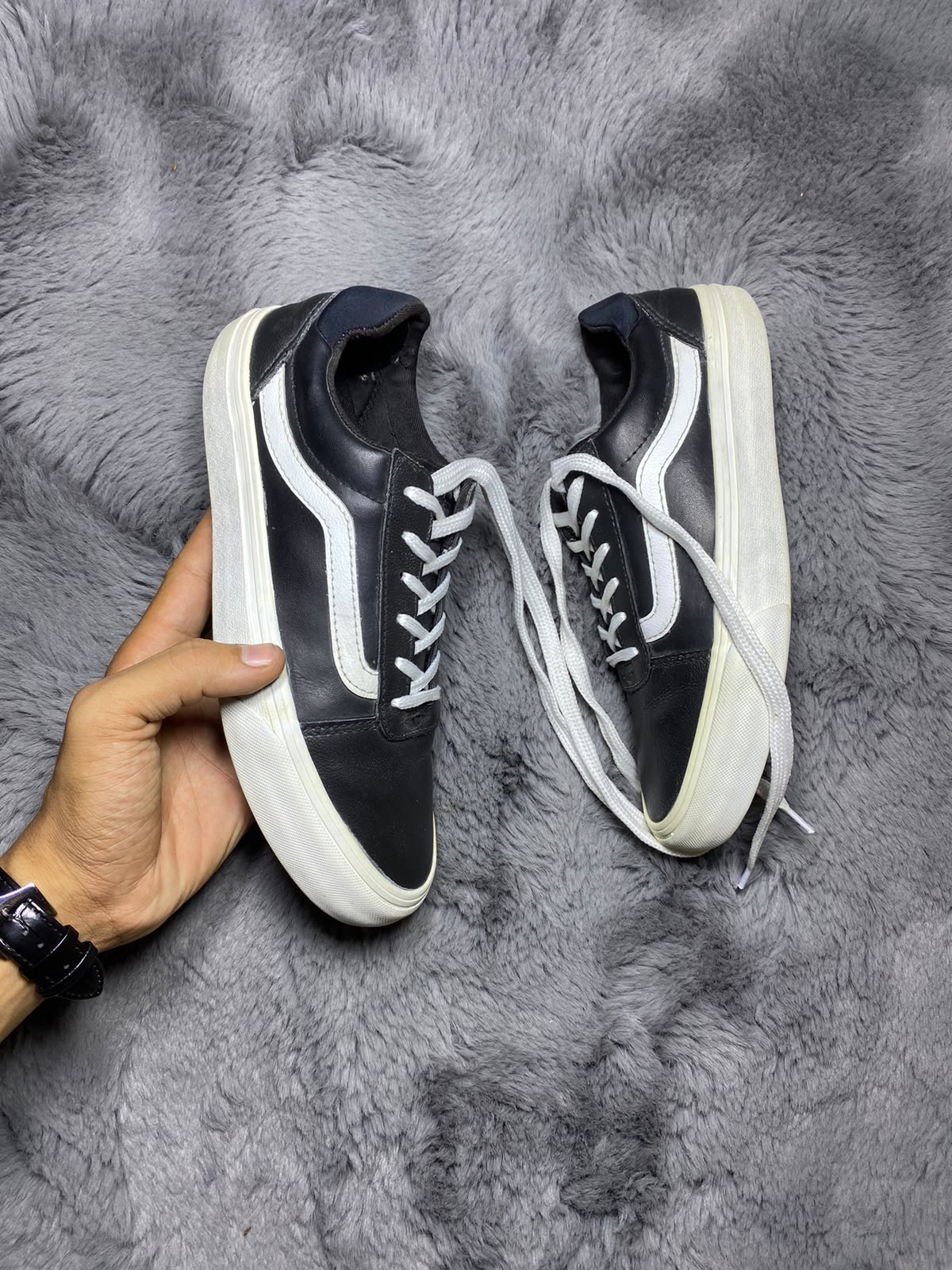 VANS ( Size 38.5 - 39 /  5.5 )