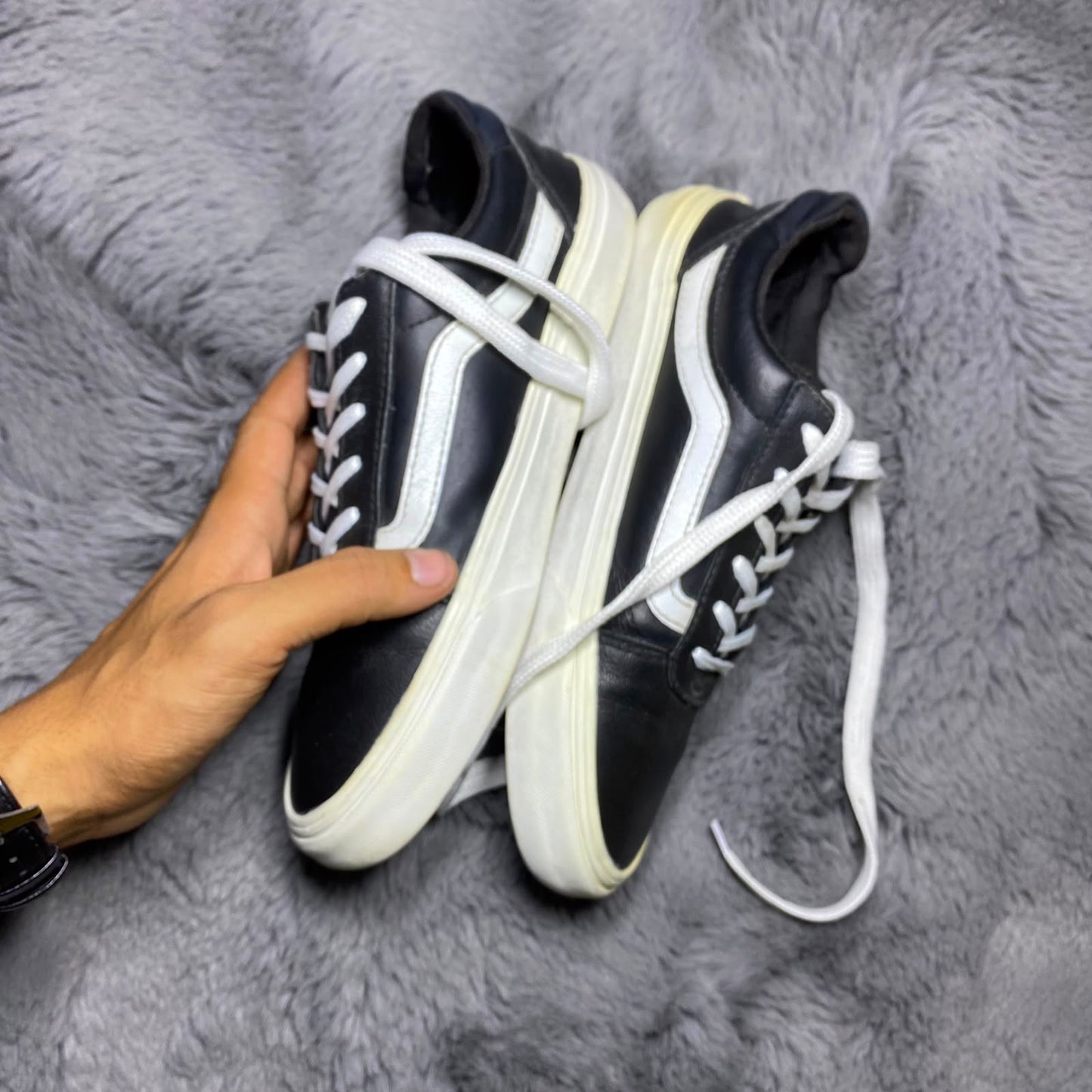 VANS ( Size 38.5 - 39 /  5.5 )