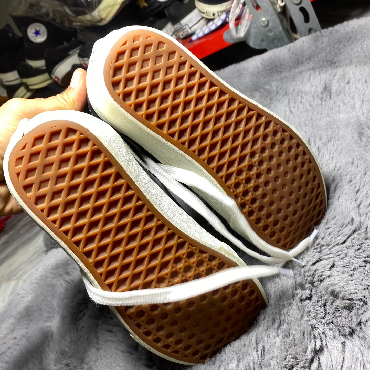VANS ( Size 38.5 - 39 /  5.5 )